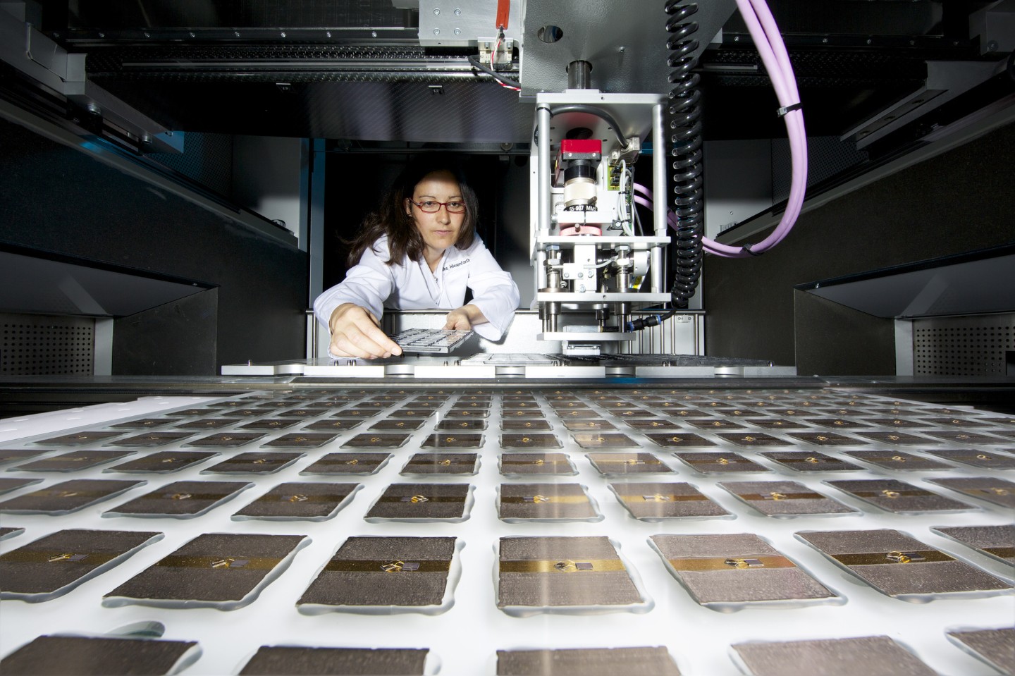 Placing of concentrator solar cell assemblies. Placing of concentrator solar cell assemblies.