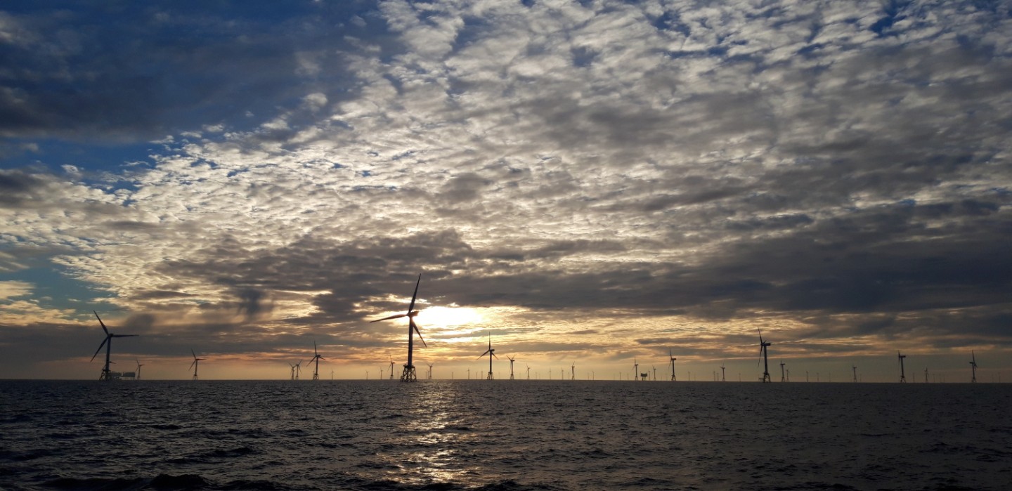 Fraunhofer IWES uses advanced geophysical measuring methods for the investigation of subsoil for offshore wind farms.